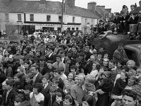 Welcome home for Mayo Team, National League champions, May 1970 - Lyons0010340.jpg  Welcome home for Mayo Team, National League champions, May 1970 : 19700511 Welcome home for Mayo Team 6 Castlebar.tif, GAA, Lyons collection, Mayo