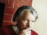 Inishturk: Bibi Heanue with her rosary beads. - Lyons0009058.jpg  Inishturk: Bibi Heanue with her rosary beads. (Neg 10A 11) : 19921003 Inish Turk 9.tif, Inish Turk, Lyons collection