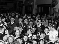 Belclare House, 1965 - Lyons00-21321.jpg  Childrens' Christmas party in Belclare House. : 19651220 Childrens' Christmas party in Belclare House 17.tif, Belclare House, Lyons collection