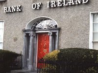 Georgian doorway Bank of Ireland, North Mall Westport, 1989. - Lyons0013895.jpg  Georgian doorway Bank of Ireland, North Mall Westport, 1989. : 1989 Former Bank of Ireland.tif, Lyons collection, Westport