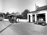 Ashlawn Filling Station, Westport, July 1980. - Lyons0014055.jpg  Ashlawn Filling Station, Westport, July 1980. : 198007 Ashlawn Filling Station 2.tif, Lyons collection, Westport