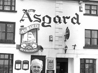 Michael Cadden in front of his Restaurant & Bar " The Asgard ". Westport, May 1992 - Lyons0015731.jpg  Michael Cadden in front of his Restaurant & Bar " The Asgard ". Westport, May 1992. : 19920515 Michael Cadden.tif, Lyons collection, Westport