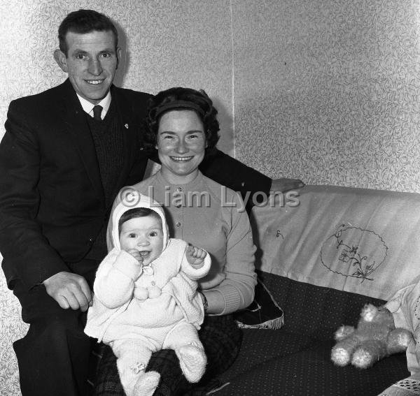 Mr & Mrs Sean Feehan & daughter, 1965