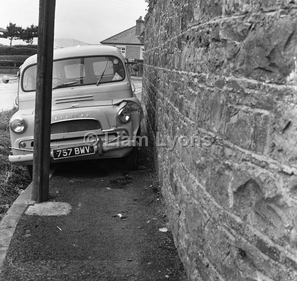 Crash on Quay road, Westport, September 1965