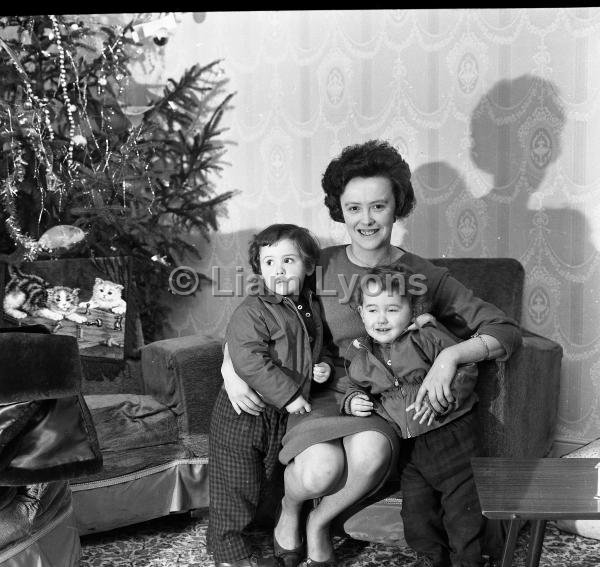 Mrs Carolan & children, February 1966