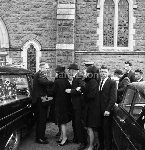 Funeral of Funeral of Patrick Gallagher, Ballyhaunis, killed in Vietnam, April 1967