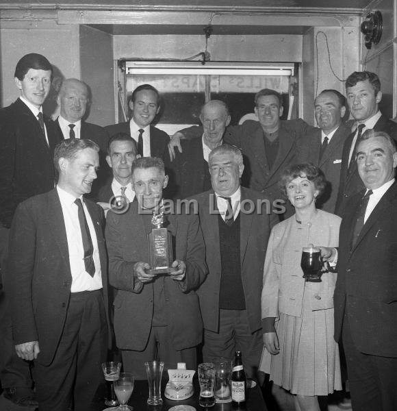 Singing Pub Winners in Walsh's Pub James St, June 1967