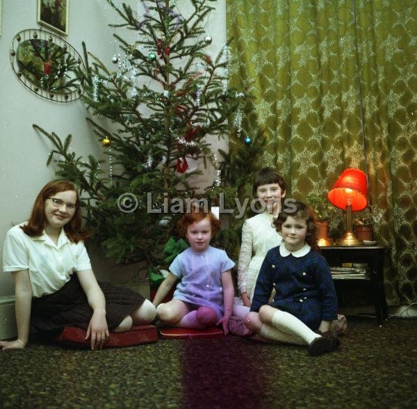 Dyar family, James St, Westport,  December 1967