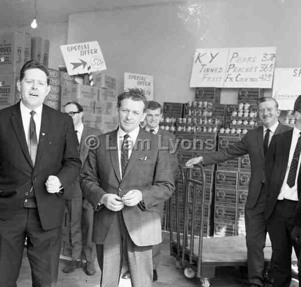 Niland's Cash and Carry official opening.