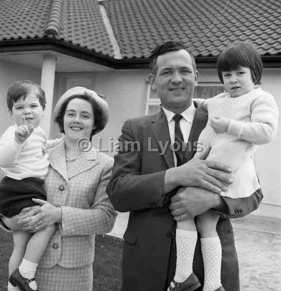 John Luskin & family back from the US