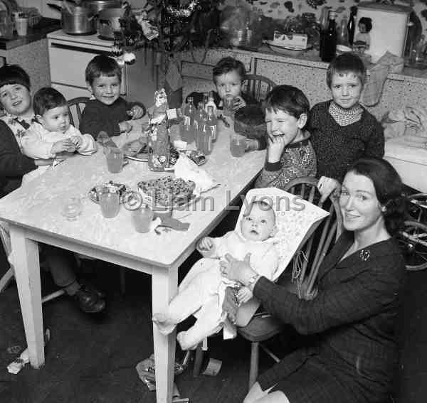 Eileen Mc Greal & children & Ann Geary's children