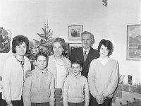 Peter & Belinda O' Grady & family, 1960 - Lyons0000180.jpg  Peter & Belinda O' Grady & family, 1960 : Belinda, Grady, Peter