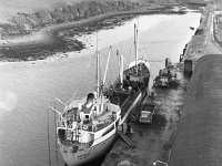 Molloy's ship at the Quay, November 1963 - Lyons0000219.jpg  Molloy's ship at the Quay, November 1963 : Molloy's, Quay, ship