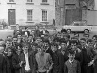 Students from Westport CBS on Distillery Road, October 1965 - Lyons0000426.jpg  Students from Westport CBS on Distillery Road, October 1965 : CBS, Collection, Distillery, Students, Westport