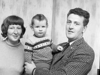 Kathleen & Michael Ferry & child,  November 1967 - Lyons0000940.jpg  Kathleen & Michael Ferry & child,  November 1967 : Ferry, Kathleen, Michael