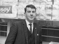 Niland's Cash and Carry official opening. - Lyons0001077.jpg  Niland's Cash and Carry official opening. Original folder, 1968 Misc : Niland's Cash and Carry