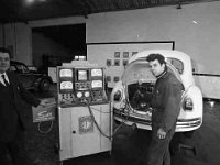 Cathal Duffy & Chief Engineer Dessie Scahill - Lyons0001265.jpg  Cathal Duffy & Chief Engineer Dessie Scahill. Demonstrating the new diagnostic equipment for Volkswagen. : Cathal Duffy, Dessie Scahill