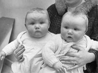 Mrs Faherty & twins - Lyons0001273.jpg  Mrs Faherty & twins : Faherty