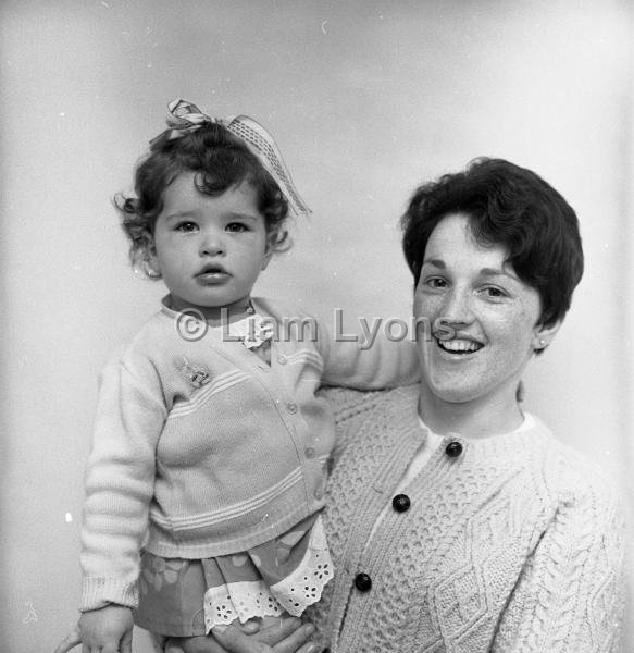 Ann Kenny & her daughte