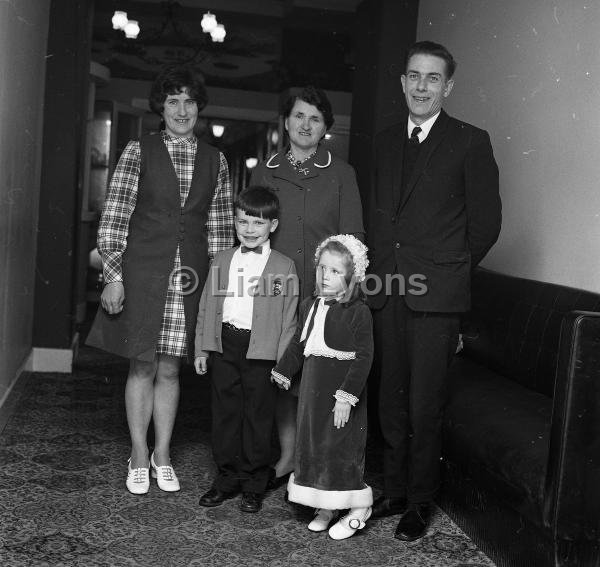 Frank O' Donnell & family