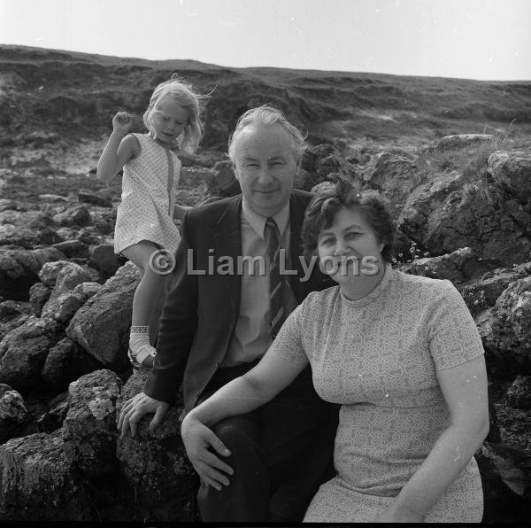 Sean & Mrs Joyce & daughter