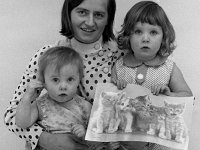 Joan Harney's children - Lyons0001733.jpg  Joan Harney's children : Harney