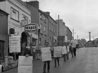 Sinn Fein Protest in Westport - Lyons0002158.jpg  Sinn Fein Protest in Westport : Protest, Sinn Fein