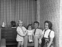 Tommy Lally & family - Lyons0002769.jpg  Tommy Lally & family : Lally